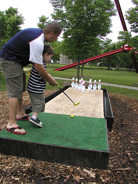 bowling and mini-golf = pure heaven