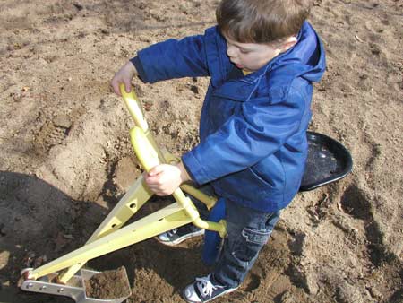 my boy on his own big dig