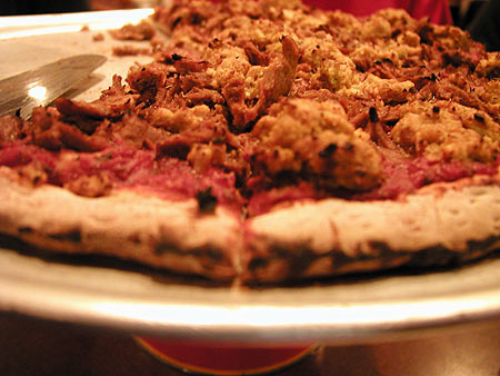special spicy mock duck pizza at pizza luce