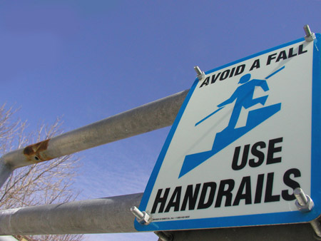 use handrails use handrails
